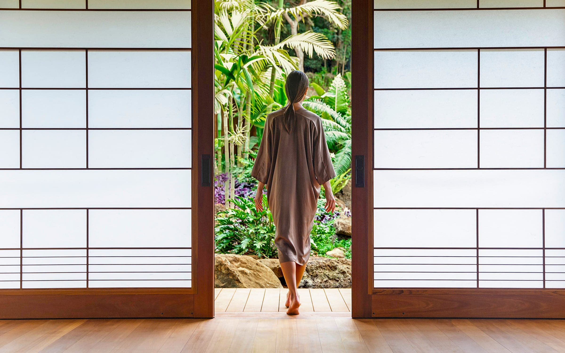 The tropical grounds of Sensei Lanai